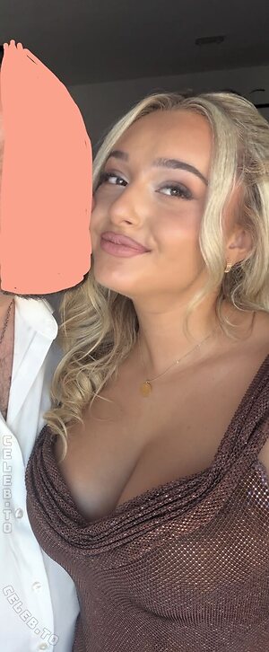 Artina_ta Nude Leaked Photo #19