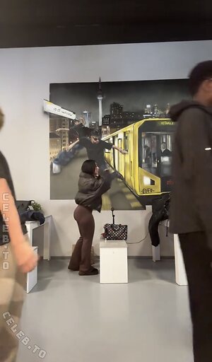 Asaliraniii Nude Leaked Photo #5