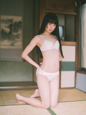 Asami leaked photo #4