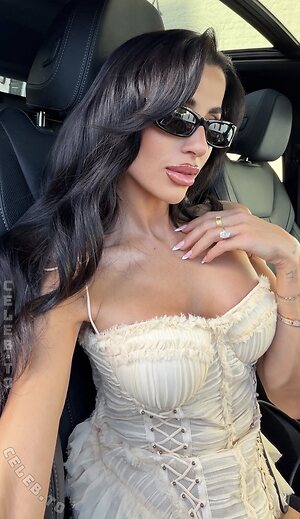 Asena Neuhoff photo