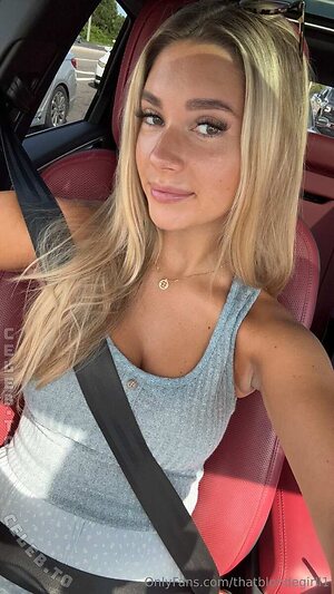 Ash Cash Nude Leaked Photo #11