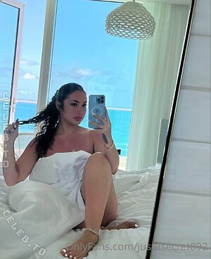 Ash Kash Nude Leaked Photo #22