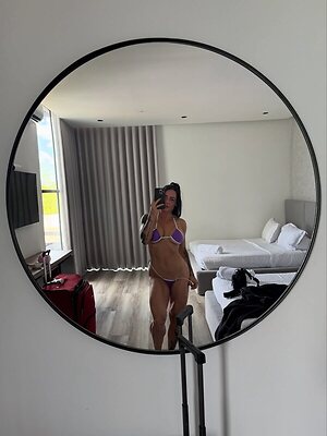 ashhentrekin leaked photo #11