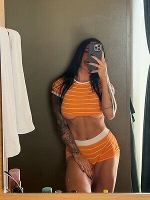 ashhentrekin leaked photo #23