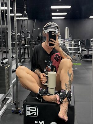 ashhentrekin leaked photo #33