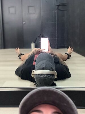 ashhentrekin leaked photo #36