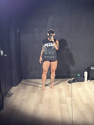 ashhentrekin leaked photo #68