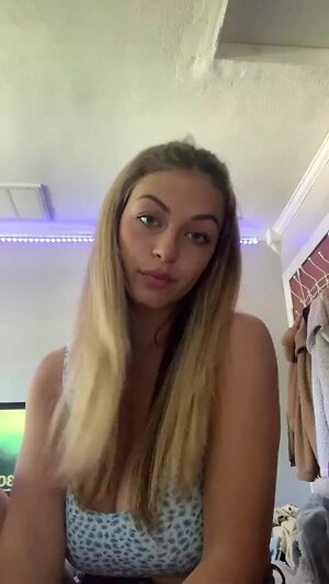 Ashleigh M leaked photo #19