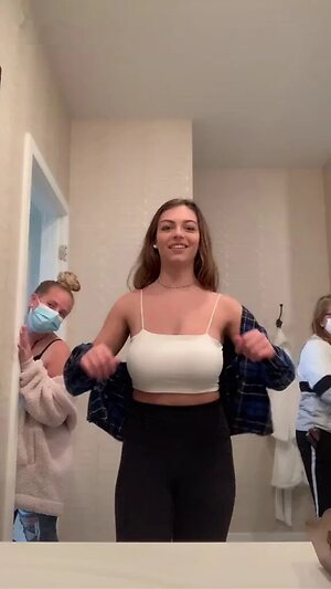 Ashleigh M leaked photo #24