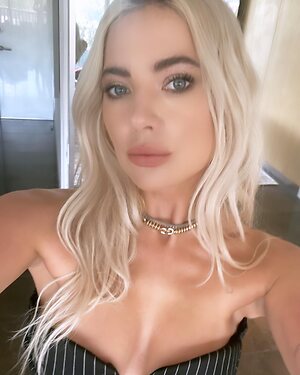 Ashley Benson Hot leaked photo #18