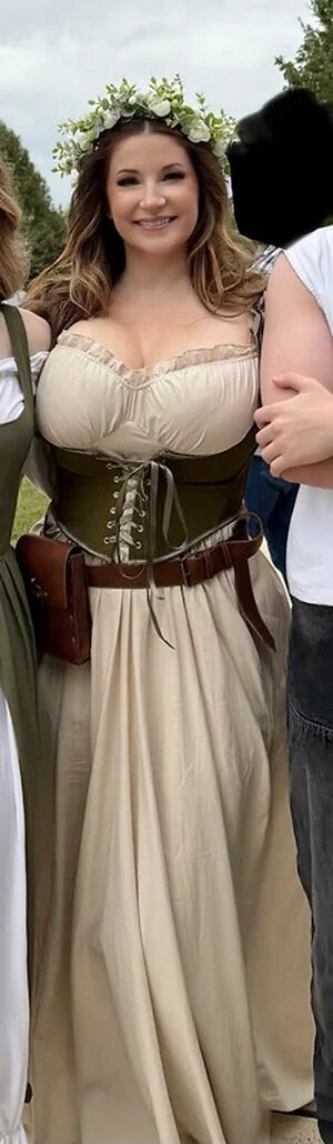 Ashley Bridges leaked photo #2
