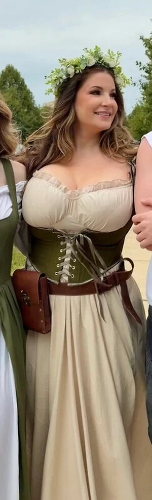 Ashley Bridges leaked photo #3