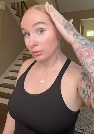 Ashley Elliott leaked photo #15