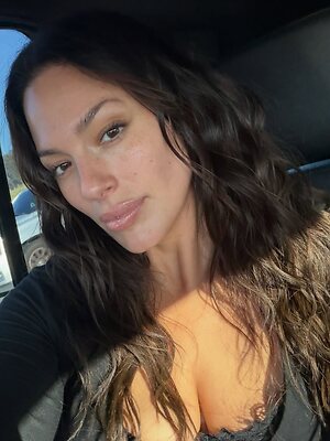 Ashley Graham leaked photo #61