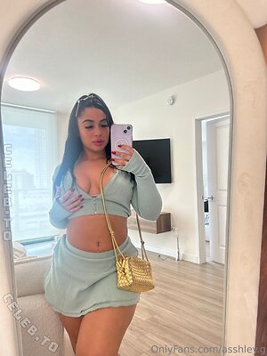 Ashley Guevara Nude Leaked Photo #13