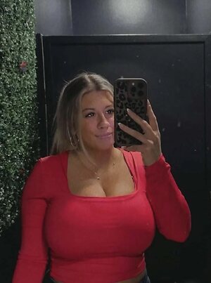 Ashley M Nude Leaked Photo #6