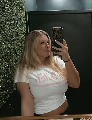 Ashley M Nude Leaked Photo #10