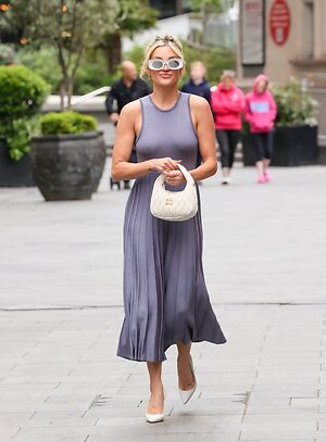 Ashley Roberts leaked photo #122