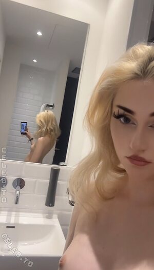 Ashley Shira