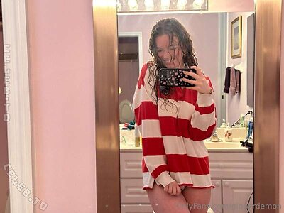 Ashley Suarez leaked photo #61