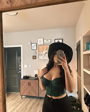Ashleyyxoxoo leaked photo #8