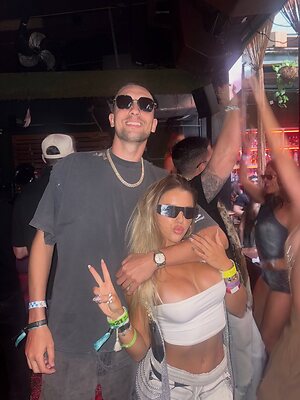 Ashlyn Sharp leaked photo #37