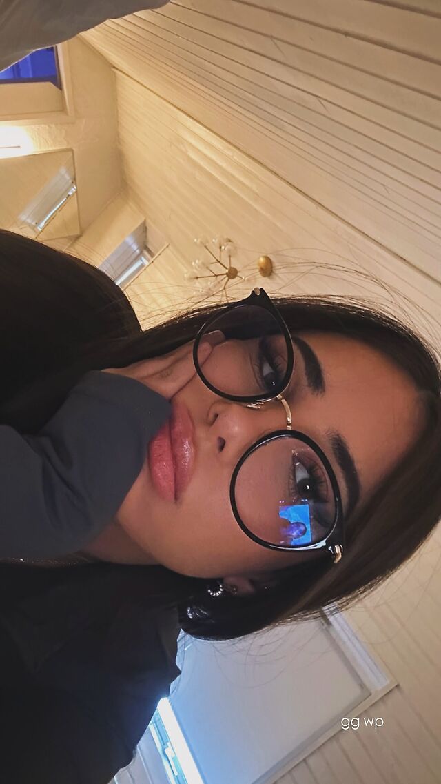 Eda Selin leaked photos