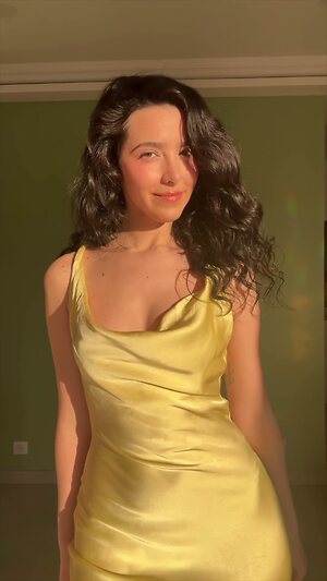 ASMR Glow leaked photo #25