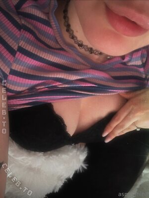 ASMR Janina Nude Leaked Photo #40