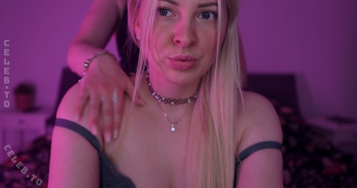 ASMR Janina photo
