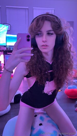Aspicycow leaked photo #18