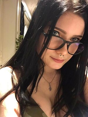 astrid.gothly leaked photo #22