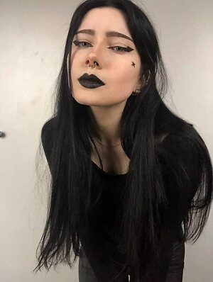 astrid.gothly leaked photo #41