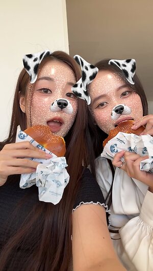 Athena "kiittwy" Jiang leaked photo #42