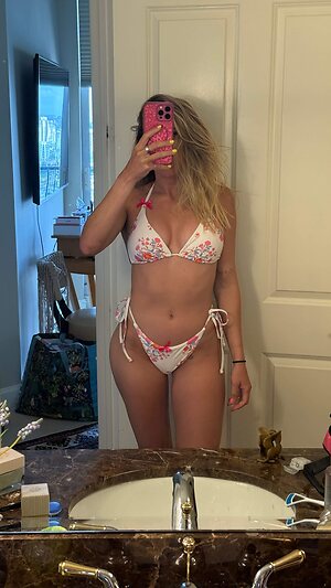 Athena Kozel leaked photo #3