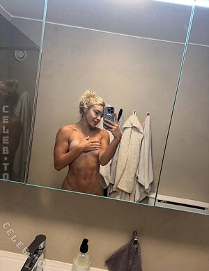 Athenareign Nude Leaked Photo #88