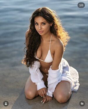 at.rachel leaked photo #4