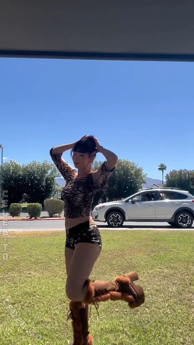 Aubrey Anderson-Emmons leaked photos