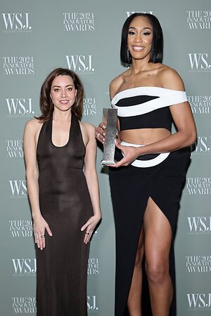 Aubrey Plaza leaked photo #31