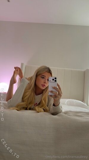 Aubreyts leaked photo #4