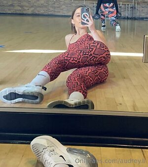 Audrey.Li leaked photo #18