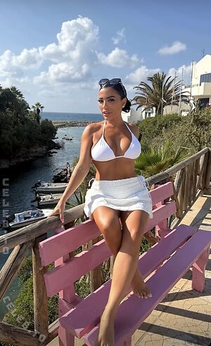 Aura_officiel photo