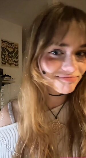 Aurora Nude Leaked Photo #9