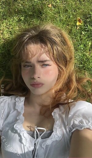 Aurora Nude Leaked Photo #13