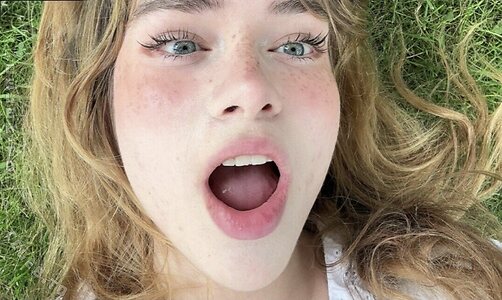 Aurora Nude Leaked Photo #14