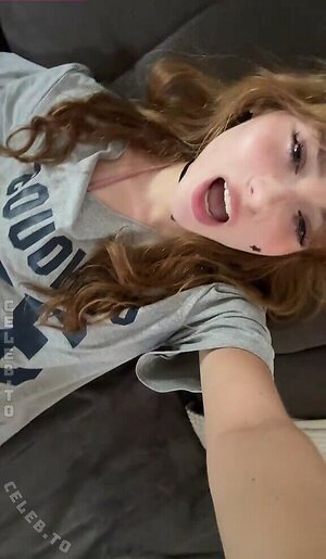 Aurora Nude Leaked Photo #18