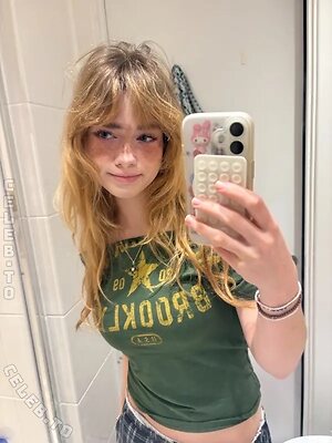 Aurora Nude Leaked Photo #43