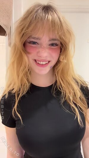 Aurora Nude Leaked Photo #51