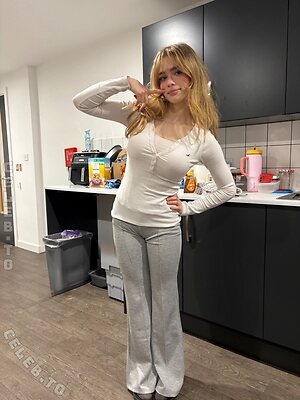 Aurora Nude Leaked Photo #66