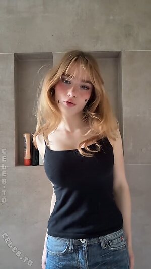 Aurora Nude Leaked Photo #72